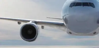 Ataque a Irán provoca cancelaciones masivas de vuelos en Oriente Medio por aerolíneas globales