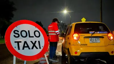 Bogotá enfrenta aumento del 90% en paseos millonarios: redes de taxistas como solución