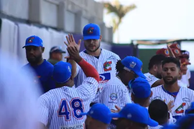 Caimanes de Barranquilla cae ante Navegantes de Magallanes en Serie de las Américas