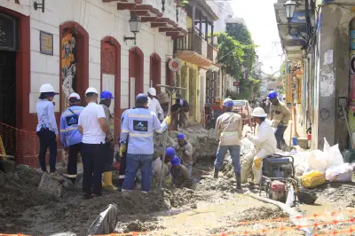 Cartagena restablece servicio de agua tras reparar tubería averiada en Getsemaní
