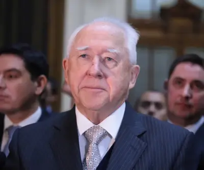 Cencosud conmemora primer aniversario de Horst Paulmann y su legado en retail