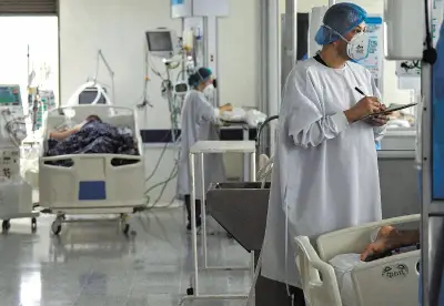 China abandonó el comunismo para reducir pobreza: ¿Por qué Colombia insiste en estatizar?