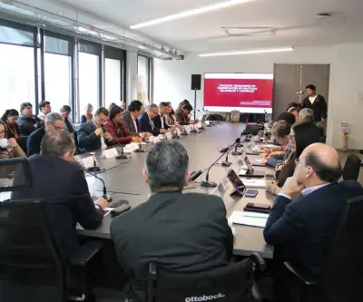Comisión de Concertación inicia negociaciones para ajuste del salario mínimo 2026
