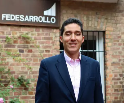 Confianza comercial sube en enero mientras industrial sigue en negativo según Fedesarrollo