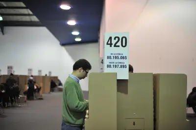 Consultas electorales pierden relevancia: ausencia de candidatos punteros marca panorama deprimente