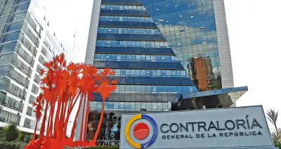 Contraloría alerta sobre aumento del 30% en contratación directa del gobierno Petro antes de Ley de Garantías