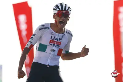 Del Toro toma el liderato en UAE Tour 2026 mientras Tejada se mantiene en el top 5