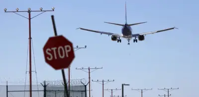 EE.UU. neutraliza drones de cárteles mexicanos en frontera y cierra aeropuerto de El Paso