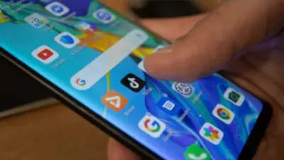 El algoritmo electoral: cómo las redes sociales redefinen el voto en 2026