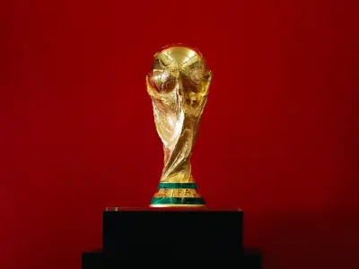 El Trofeo de la Copa del Mundo Llega a Bogotá: Historia y Cómo Verlo en Vivo