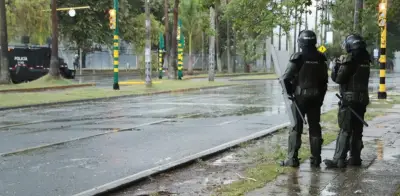 Encapsulados lanzan 'papa bomba' en Univalle: vicerrectora y empleados afectados por onda explosiva