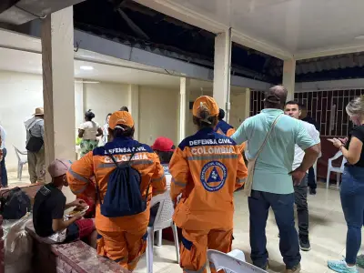 Enfrentamientos entre ELN y Clan del Golfo desplazan a 55 campesinos en Antioquia