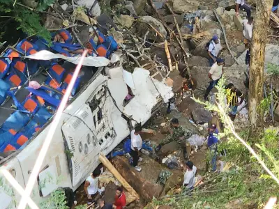 Familias de víctimas de accidente de bus escolar en Antioquia inician acciones legales