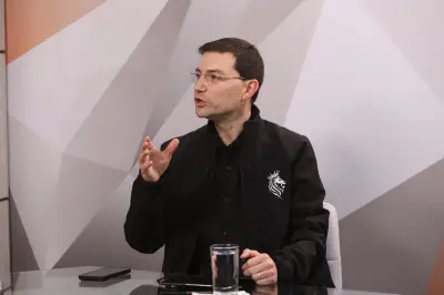 Felipe Córdoba renuncia al aval conservador y mantiene su aspiración presidencial