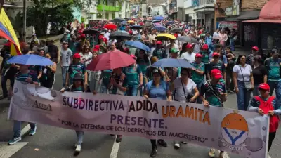Fricción entre Secretaría de Educación de Antioquia y docentes por condiciones laborales