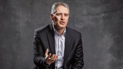 Gobernador de Antioquia critica decisión sobre salario mínimo: advierte sobre informalidad laboral