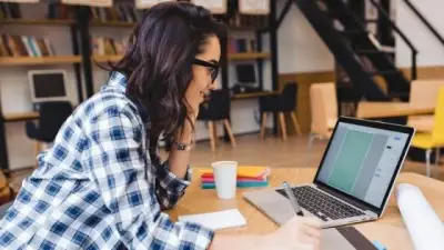 Gobierno lanza 'Becas para el Cambio': 900 cupos gratuitos para maestrías y doctorados