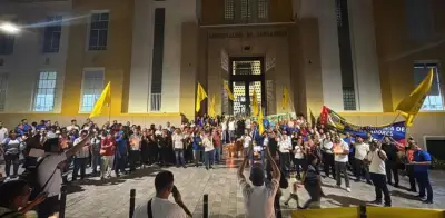 Huelga en Electrificadora de Santander cumple 8 días con 250 contratos suspendidos