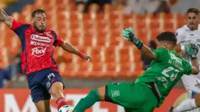 Independiente Medellín avanza en Copa Libertadores tras empate tenso ante Liverpool