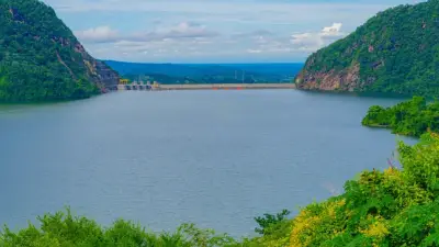 Inician vertimientos controlados en Hidrosogamoso por crecientes del río Sogamoso