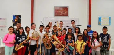 Iván Valbuena: el clarinetista colombiano que triunfa en EE.UU. y siembra esperanza con la música