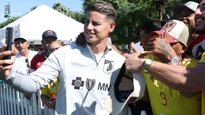 James Rodríguez cautiva aficionados del Minnesota United en su primer acercamiento