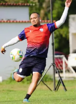 Jarlan Barrera firma con el Real Cartagena: la gran apuesta de la familia Díaz por el ascenso