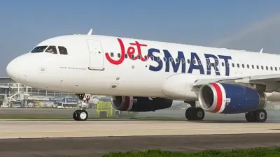 JetSmart ingresa a IATA y pide pista para competir con aerolíneas tradicionales
