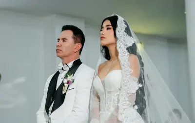 Jhonny Rivera revela cómo un descuido con su camioneta casi cancela su boda con Jenny López