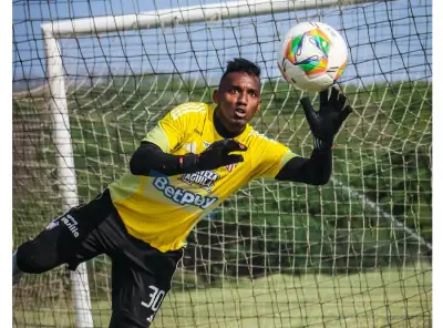 Junior viaja a Bogotá con nómina de 20 jugadores para enfrentar a Santa Fe en Liga BetPlay