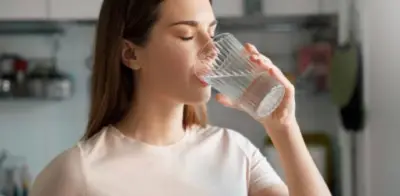 La deshidratación afecta gravemente al cerebro y acelera el deterioro cognitivo