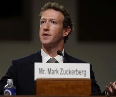 Mark Zuckerberg niega ante tribunal que Meta diseñe para maximizar tiempo de pantalla