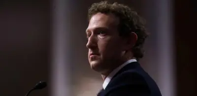Mark Zuckerberg testifica en juicio histórico: Meta enfrenta acusaciones de adicción en menores