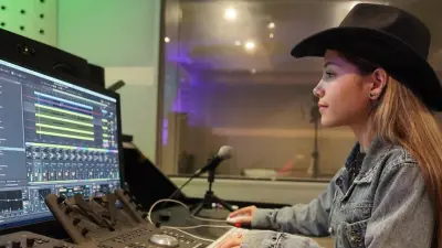 Medellín abre convocatoria para estudios de grabación musical gratuitos hasta el 3 de marzo