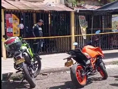 Mujer asesinada a tiros cerca de cancha de fútbol en Bucaramanga