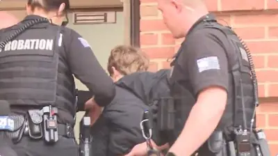 Niño de 11 años enfrenta cargos de homicidio por matar a su padre en discusión por Nintendo