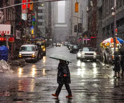 Nueva York declara emergencia y cierra escuelas por histórica tormenta invernal