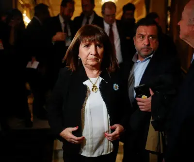 Patricia Bullrich defiende reforma laboral y explica por qué no eliminaron aportes sindicales