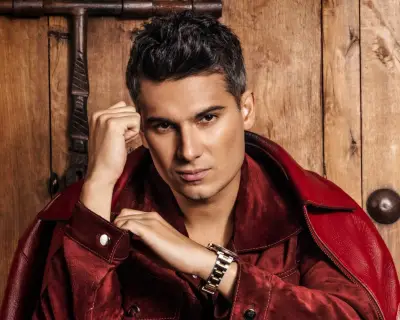 Pipe Bueno revela por qué faltó a la boda de Jhonny Rivera: un retiro espiritual transformador