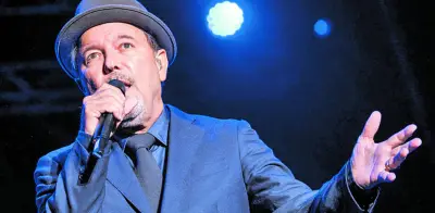 Rubén Blades anuncia retiro de escenarios en 2027 y regreso definitivo a Panamá en 2028