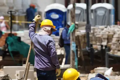 Salario mínimo mantendría incremento del 23,7% tras diálogo entre Gobierno, empresarios y sindicatos