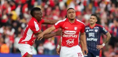 Santa Fe derrota 2-1 a Junior en El Campín y recupera su esencia futbolística