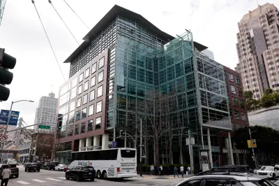 Trump ordena suspensión inmediata de IA de Anthropic en agencias federales tras conflicto con Pentágono