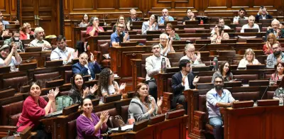 Uruguay y Argentina ratifican histórico TLC Mercosur-UE tras 25 años de negociaciones