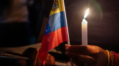 Venezuela libera 17 presos políticos de la Zona 7 mientras familias inician huelga de hambre