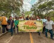 5.000 familias campesinas reciben títulos de propiedad en histórica entrega de tierras