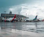 Aeropuerto José María Córdoba suspende operaciones nocturnas por mantenimiento de pista