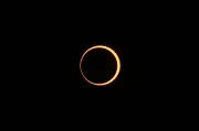 Alerta científica: Eclipse solar 'anillo de fuego' iluminará el cielo en febrero de 2026