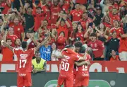 América de Cali enfrenta a Junior en duelo crucial con reencuentro de exjugadores