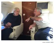 Archivos Epstein revelan conexión de Noam Chomsky con red de abusos y corrupción de élites